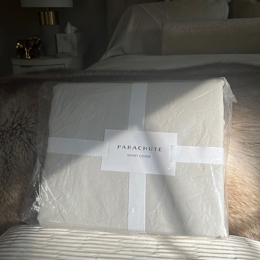 Parachute King Percale Duvet Cover in Sand